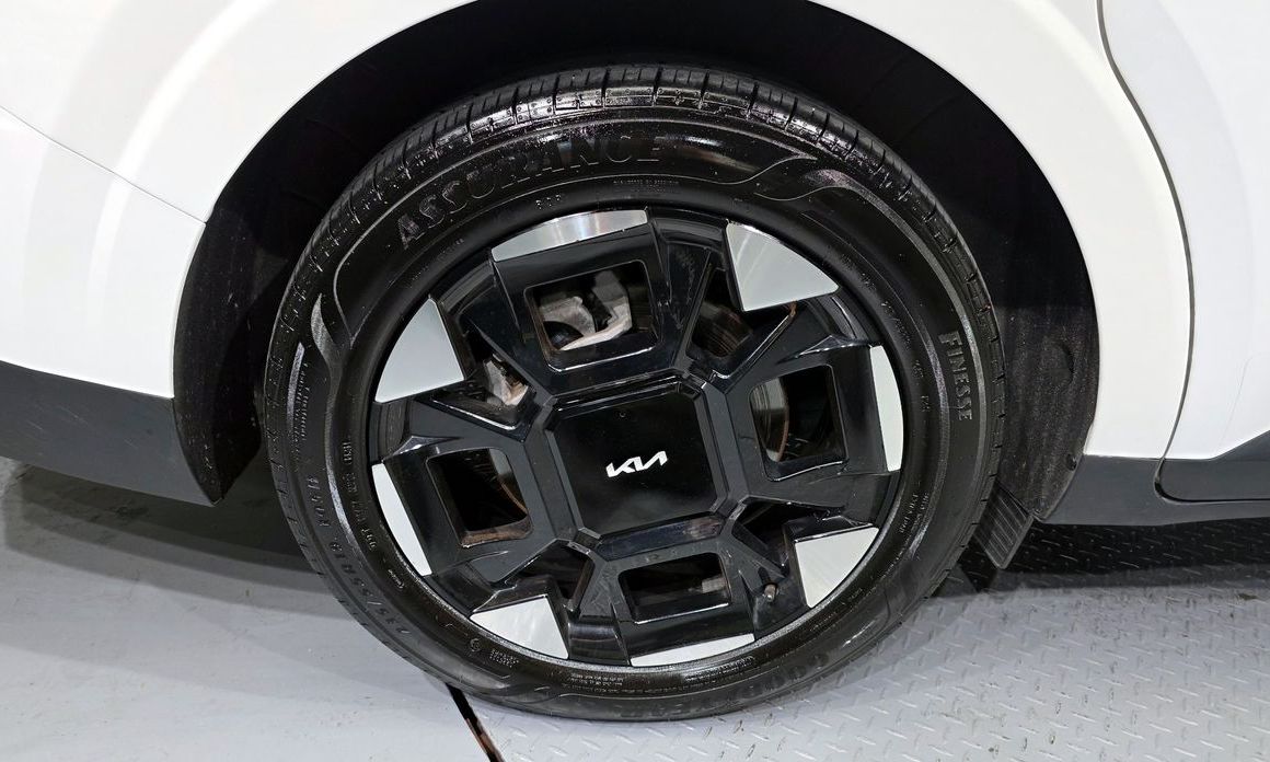 Kia Carnival 9-Seater Noblesse, 2025