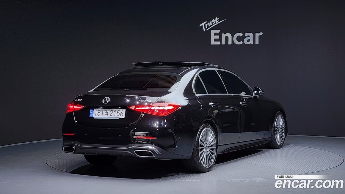 Mercedes-Benz C-Class C300 4MATIC AMG Line, 2024
