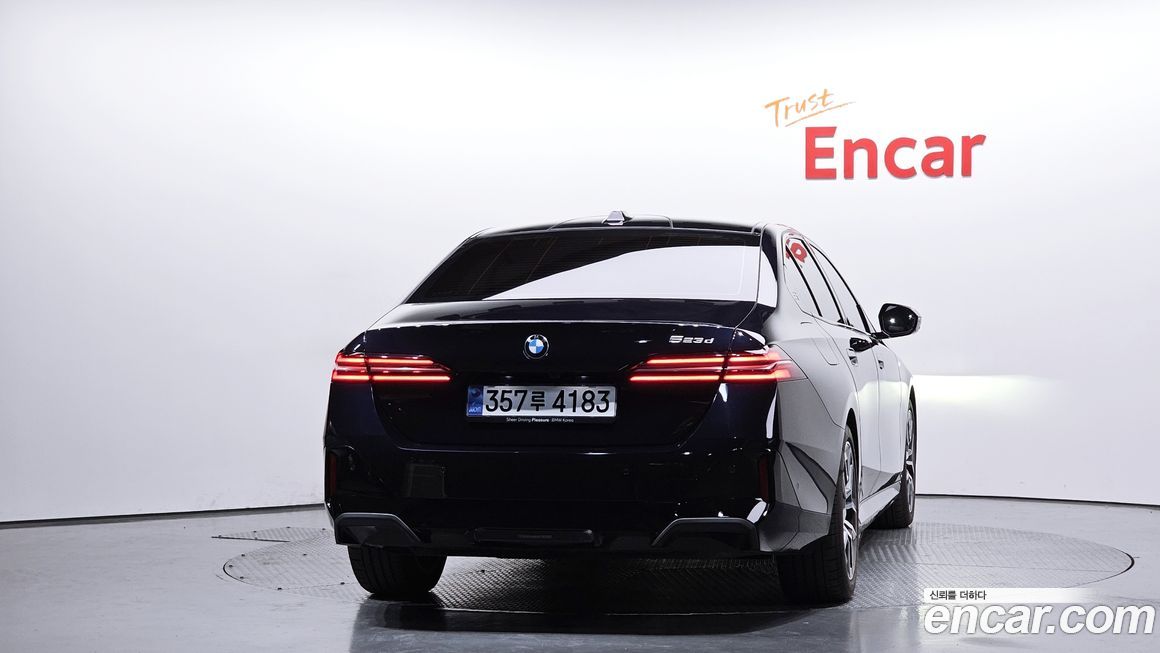 BMW 5-Series 523d M Sport, 2025