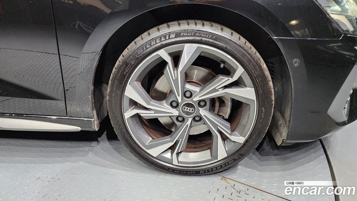 Audi A3 40 TFSI Premium, 2023