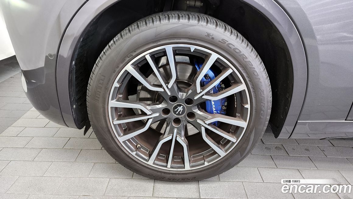 Maserati Grecale 2.0 AWD Modena, 2023