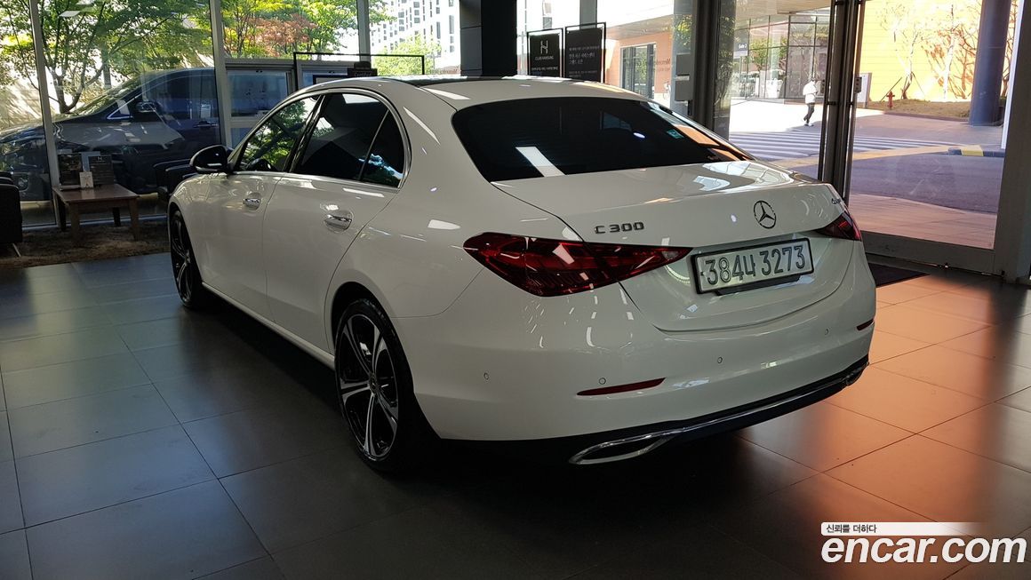 Mercedes-Benz C-Class C300 4MATIC Avantgarde, 2023
