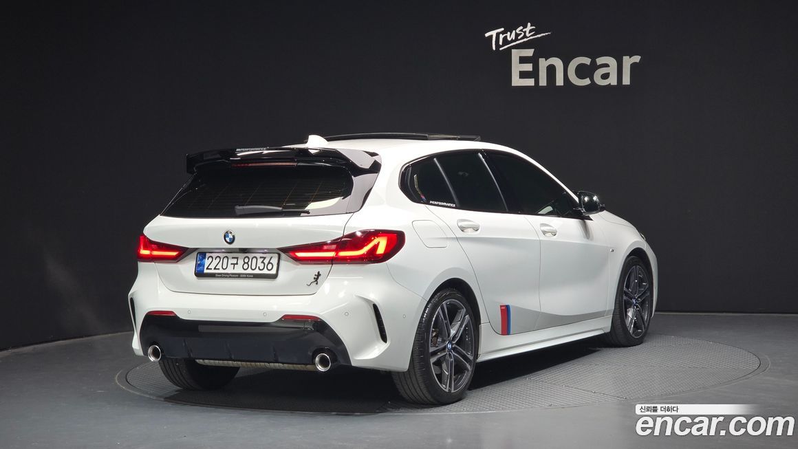 BMW 1-Series 120i M Sports, 2023