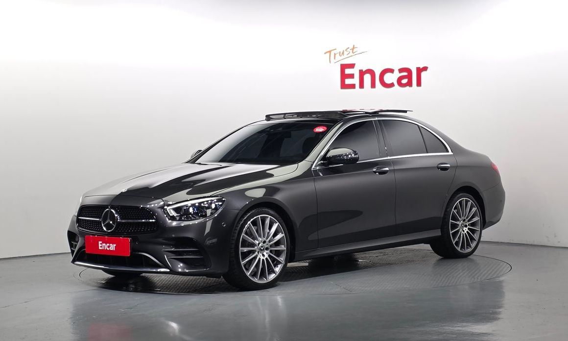 Mercedes-Benz E-Class E350 4MATIC AMG Line, 2022
