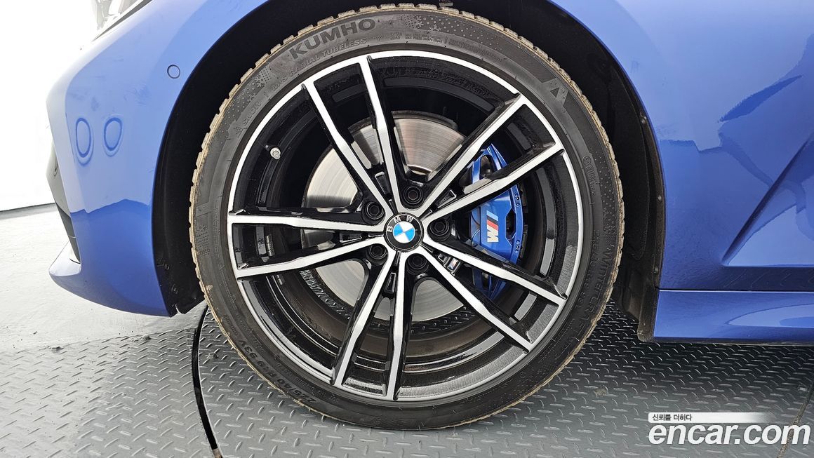 BMW 3-Series 320d M Sport, 2022