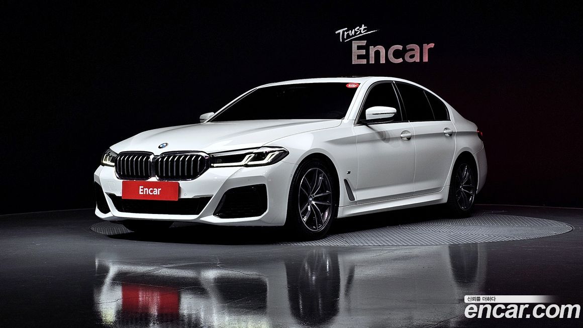 BMW 5-Series 520i M Sport, 2022