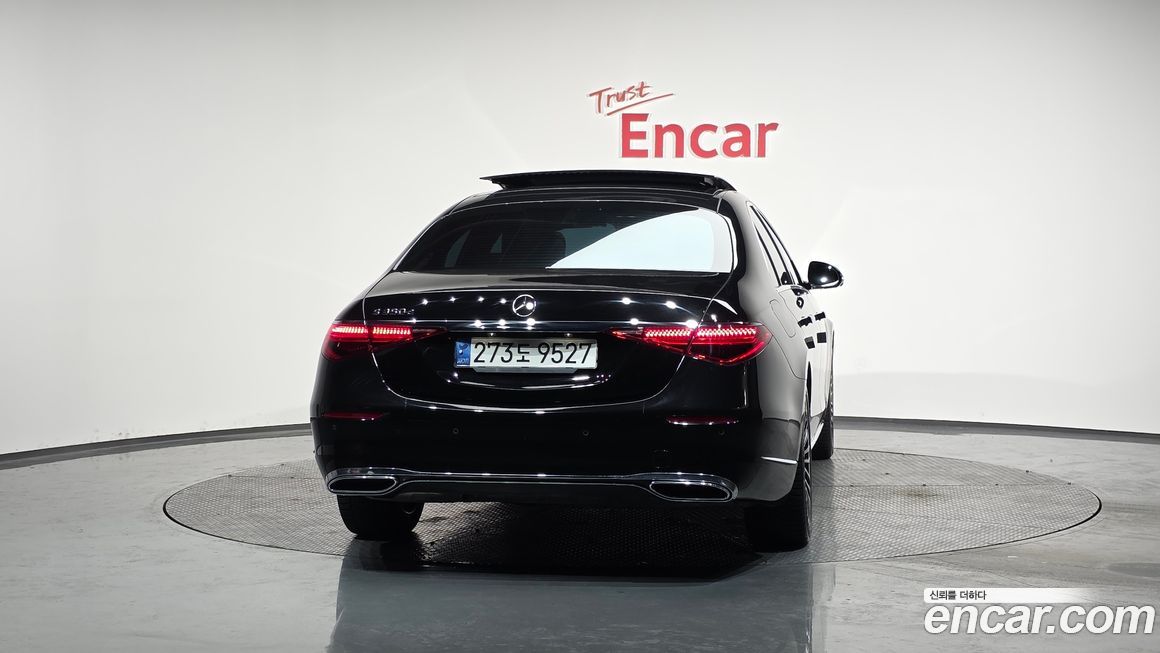 Mercedes-Benz S-Class S350 d, 2022