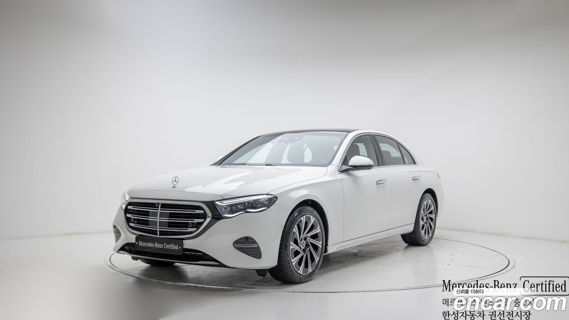 Mercedes-Benz E-Class E300 4MATIC Exclusive, 2026