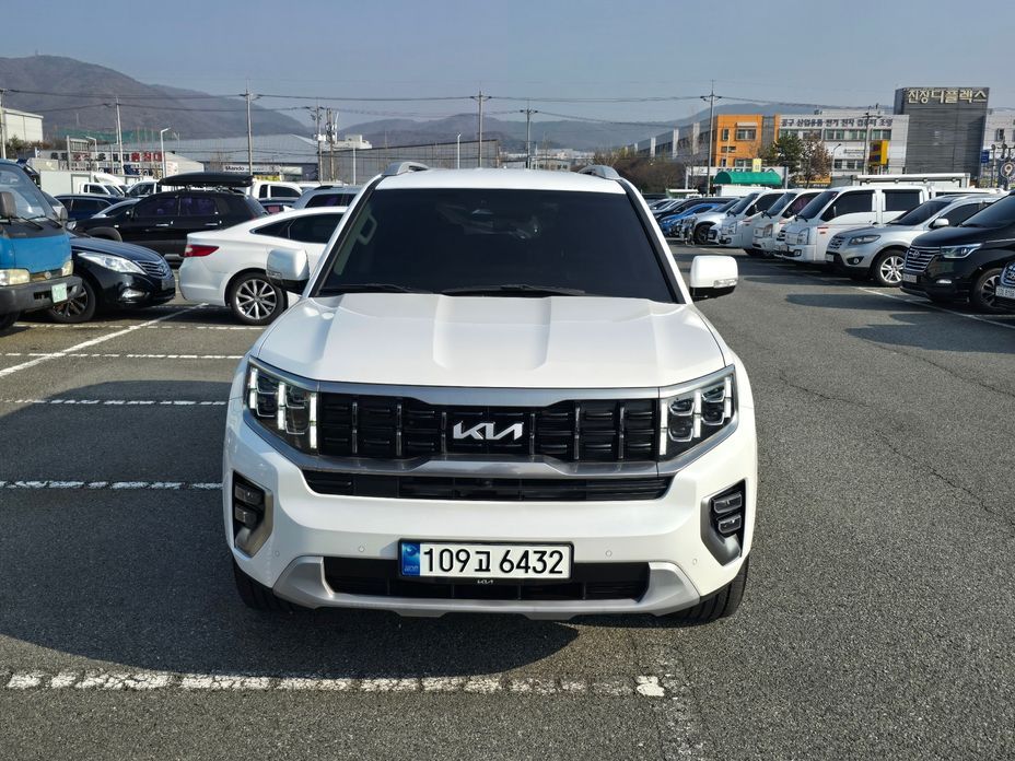 Kia Mohave Diesel 3.0 4WD 5-Seater, 2022