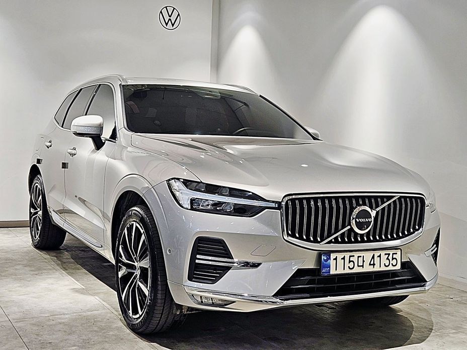 Volvo XC60 B6 Ultimate Bright, 2024