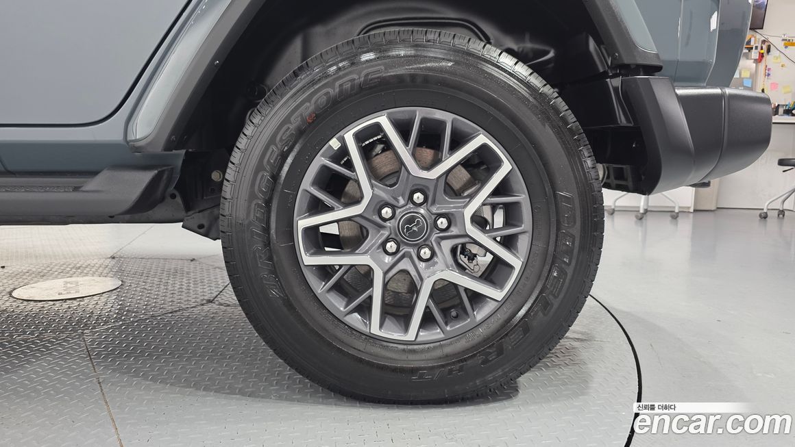 Jeep Wrangler 2.0 Sahara 4Door, 2024