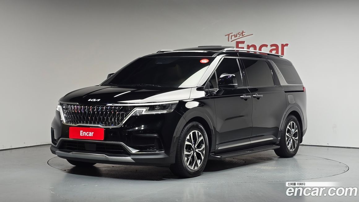Kia Carnival 11-Seater Signature, 2023