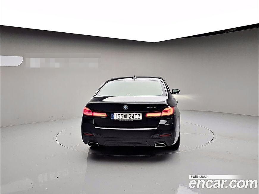 BMW 5-Series 530i M Sport Package, 2022