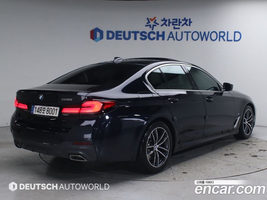 BMW 5-Series 520i M Sport, 2022