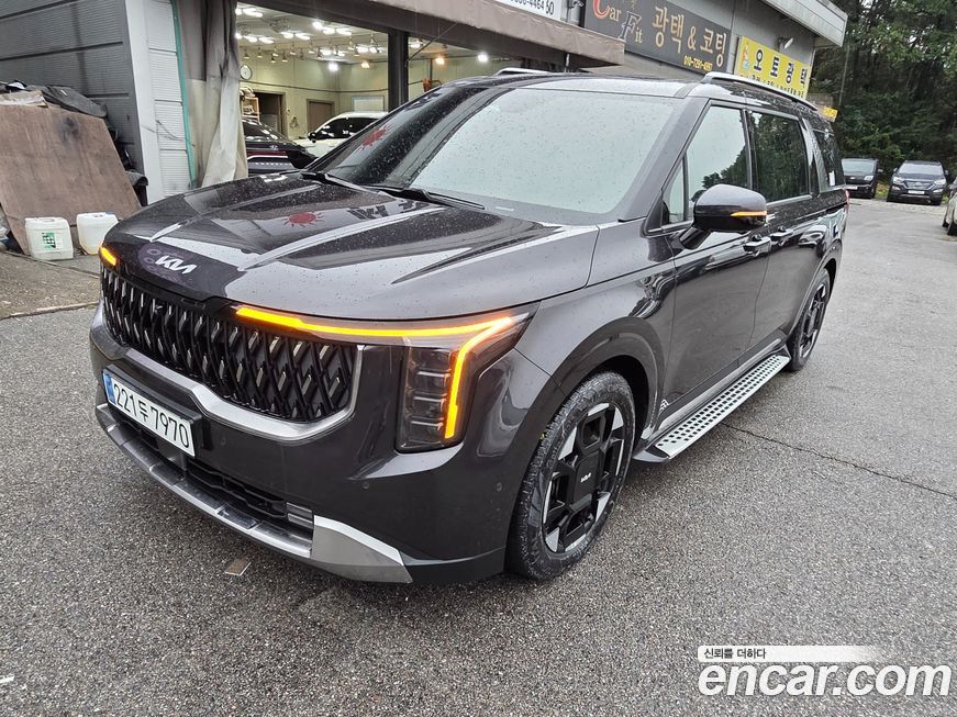 Kia Carnival 9-Seater Signature, 2025