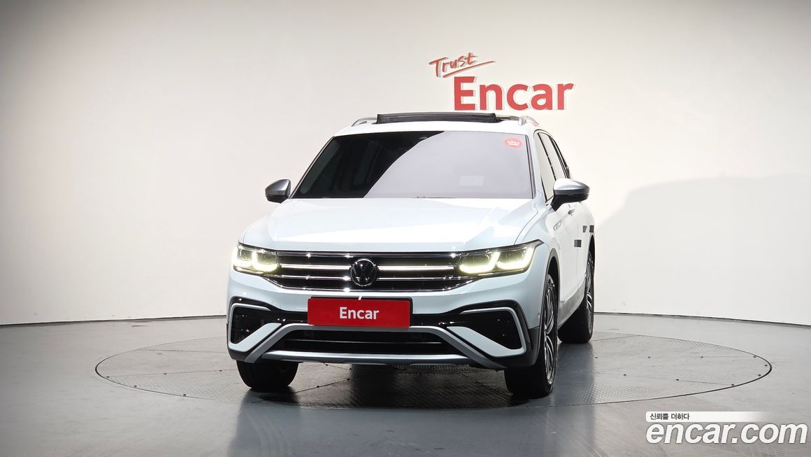 Volkswagen Tiguan 2.0 TSI Prestige, 2023