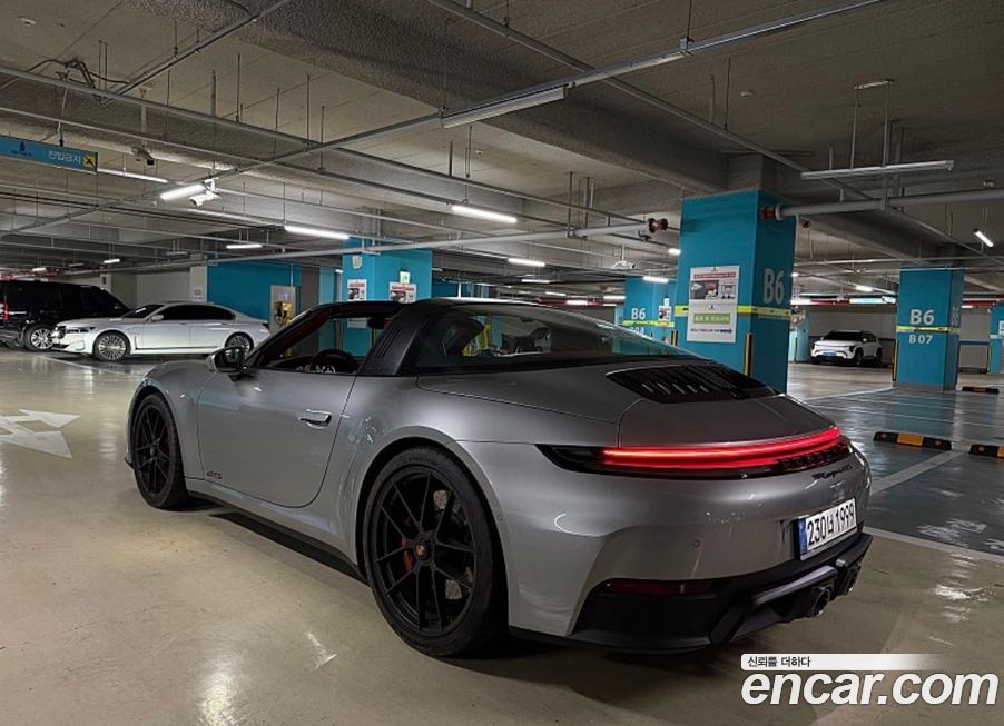 Porsche 911 Targa 4 GTS, 2025