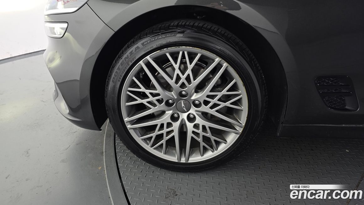 Genesis G70 Gasoline 2.0T 4WD, 2023