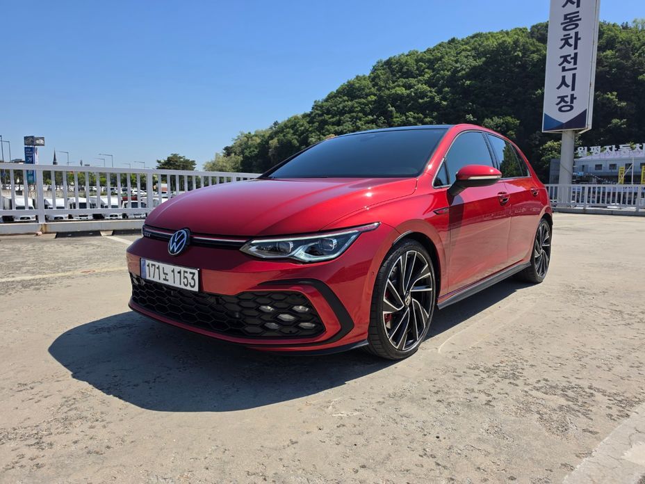 Volkswagen Golf 2.0 GTI, 2024
