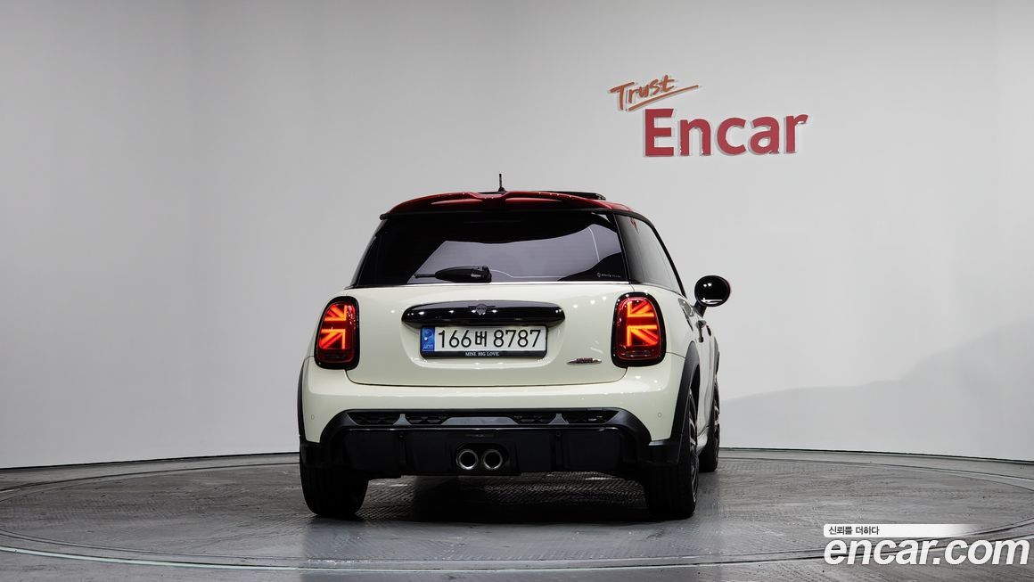 Mini Cooper JCW, 2023