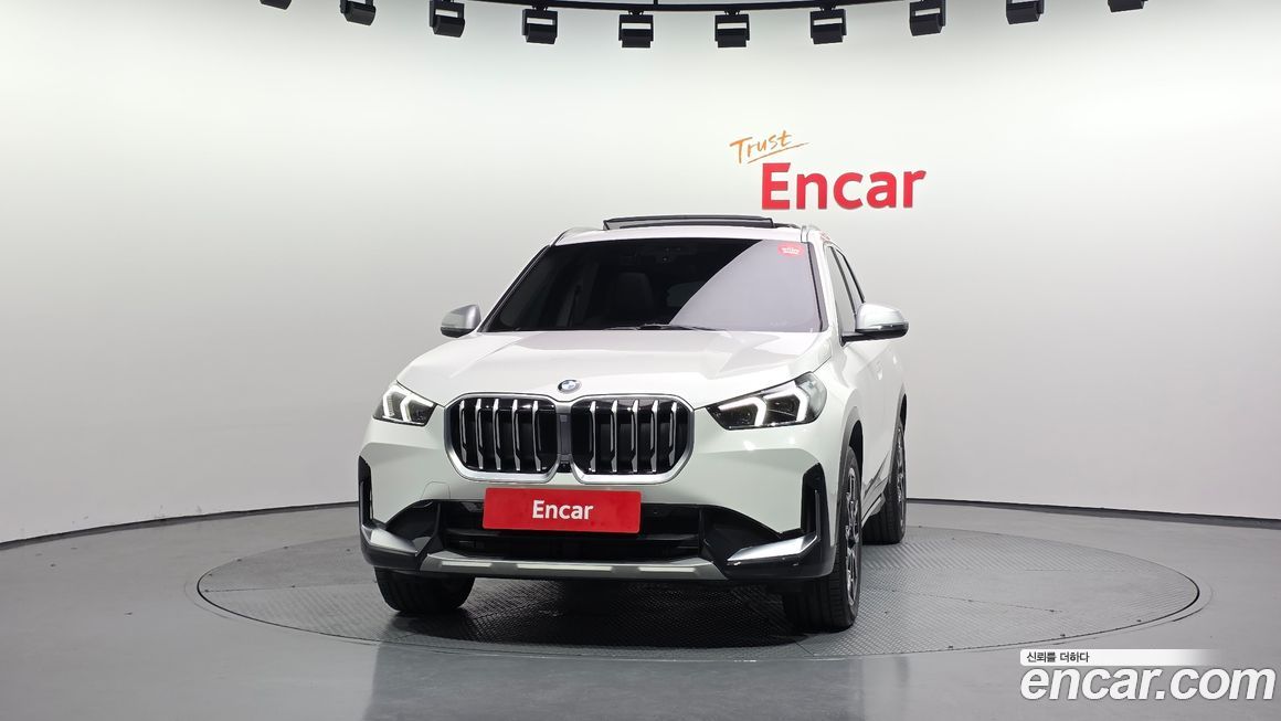 BMW X1 xDrive 20i xLine, 2024