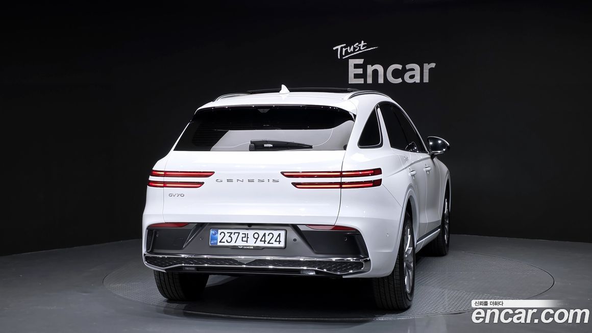 Genesis GV70 2.5T Gasoline 2WD, 2025