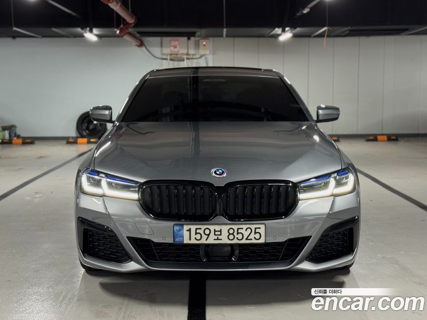 BMW 5-Series 530i M Sport Package, 2023