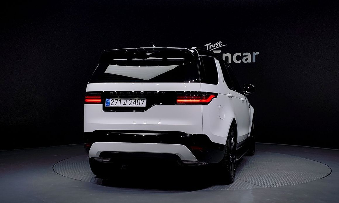 Land Rover Discovery P360 Dynamic HSE, 2025