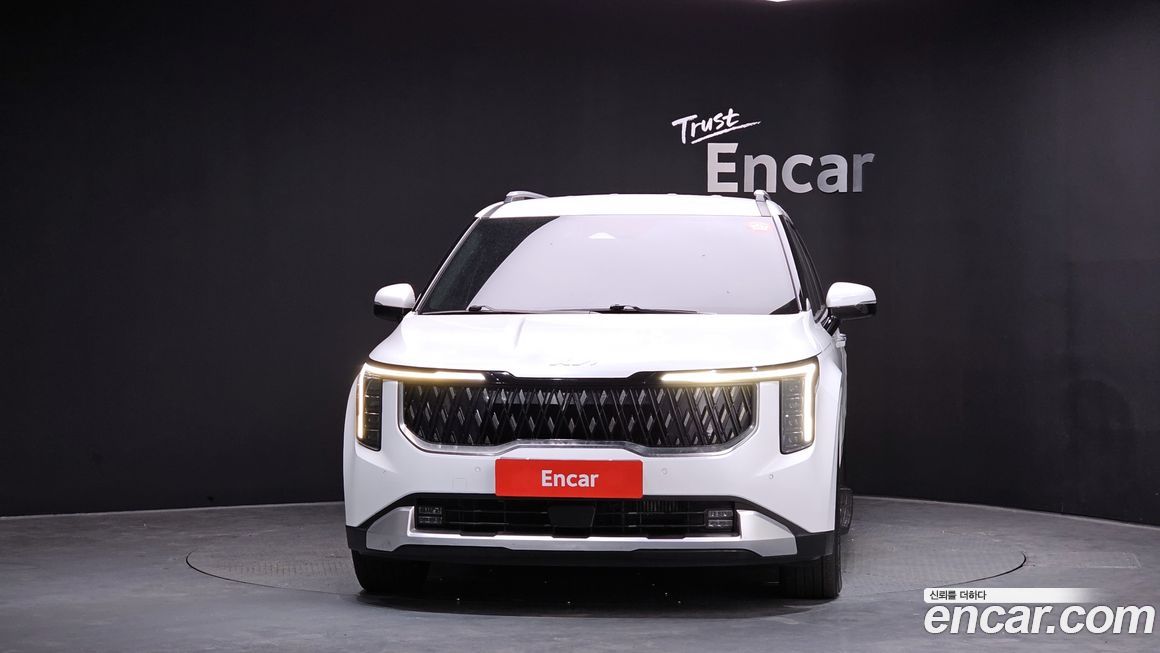 Kia Carnival 9-Seater Prestige, 2024