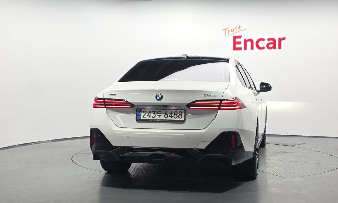BMW 5-Series 530i xDrive M Sport, 2024