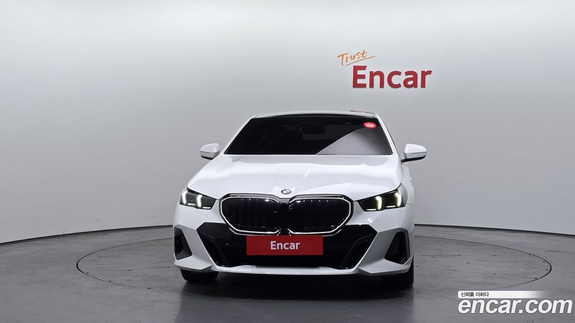 BMW 5-Series 520i Special Edition, 2024