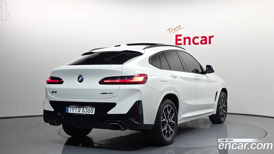 BMW X4 xDrive20i M Sport, 2023