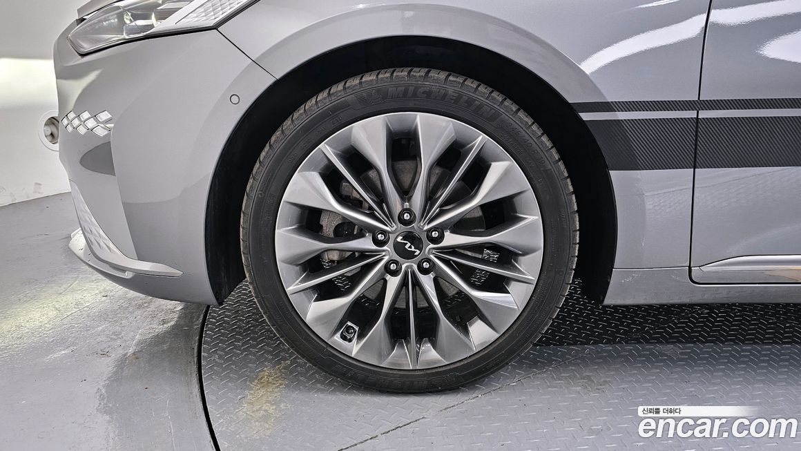 Kia K8 2.5 Gasoline 2WD, 2024