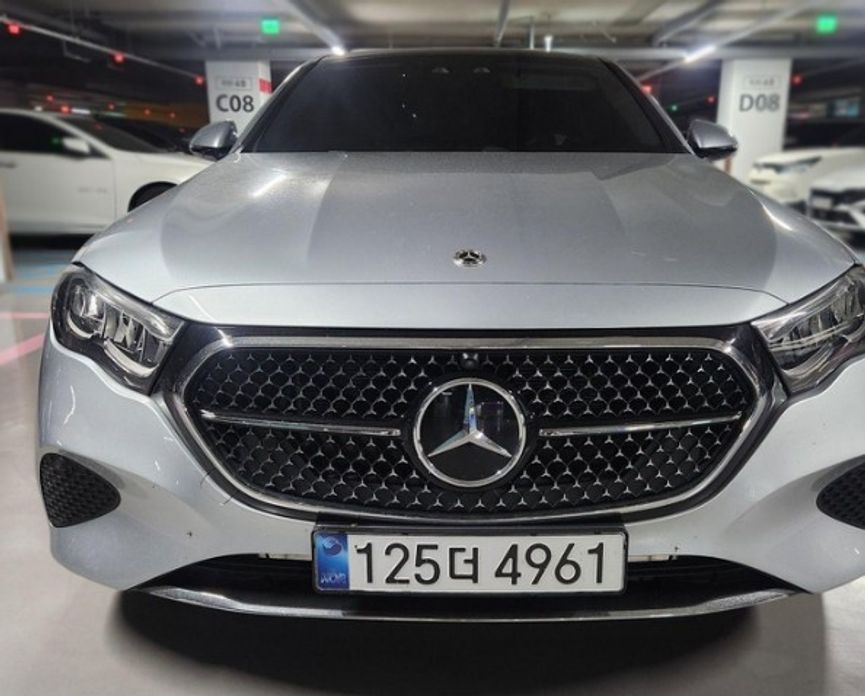 Mercedes-Benz E-Class E200 Avantgarde, 2024