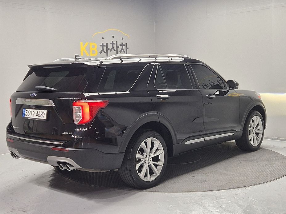 Ford Explorer 3.0 Platinum 4WD, 2022