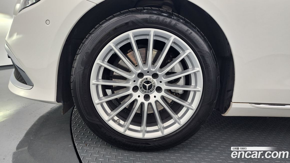 Mercedes-Benz E-Class E250 Exclusive, 2023