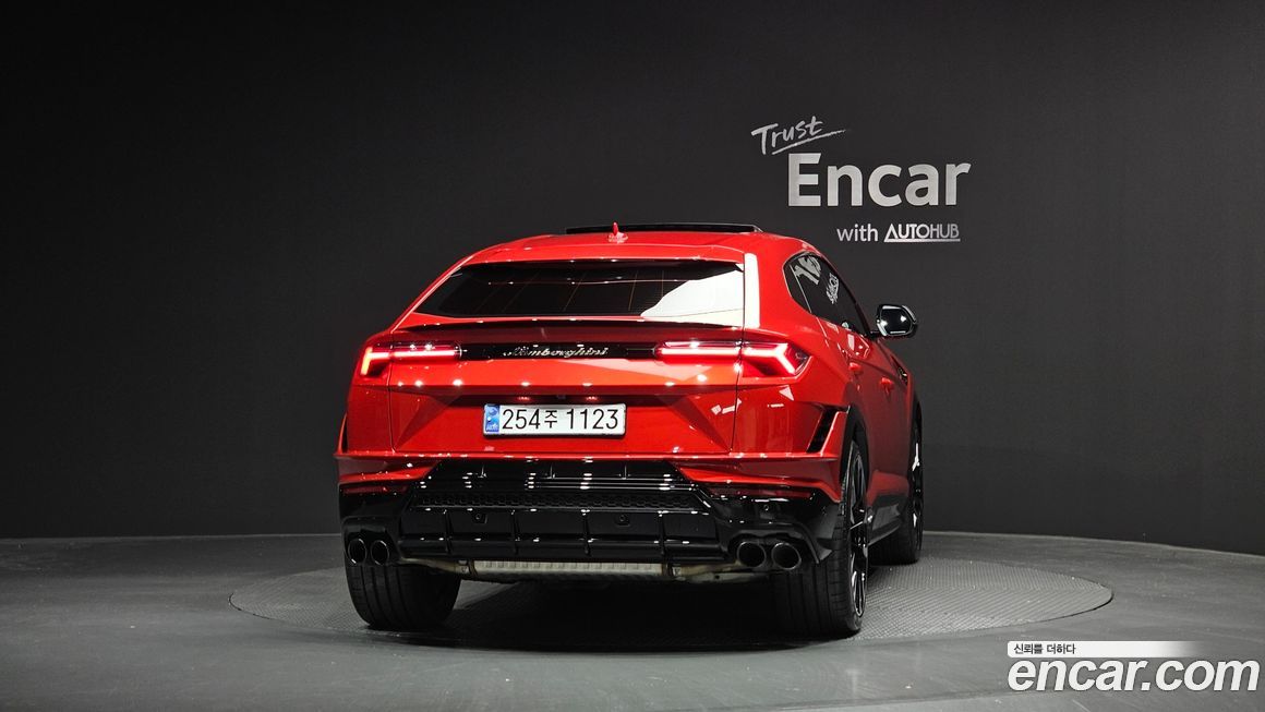 Lamborghini Urus 4.0 V8 S, 2024
