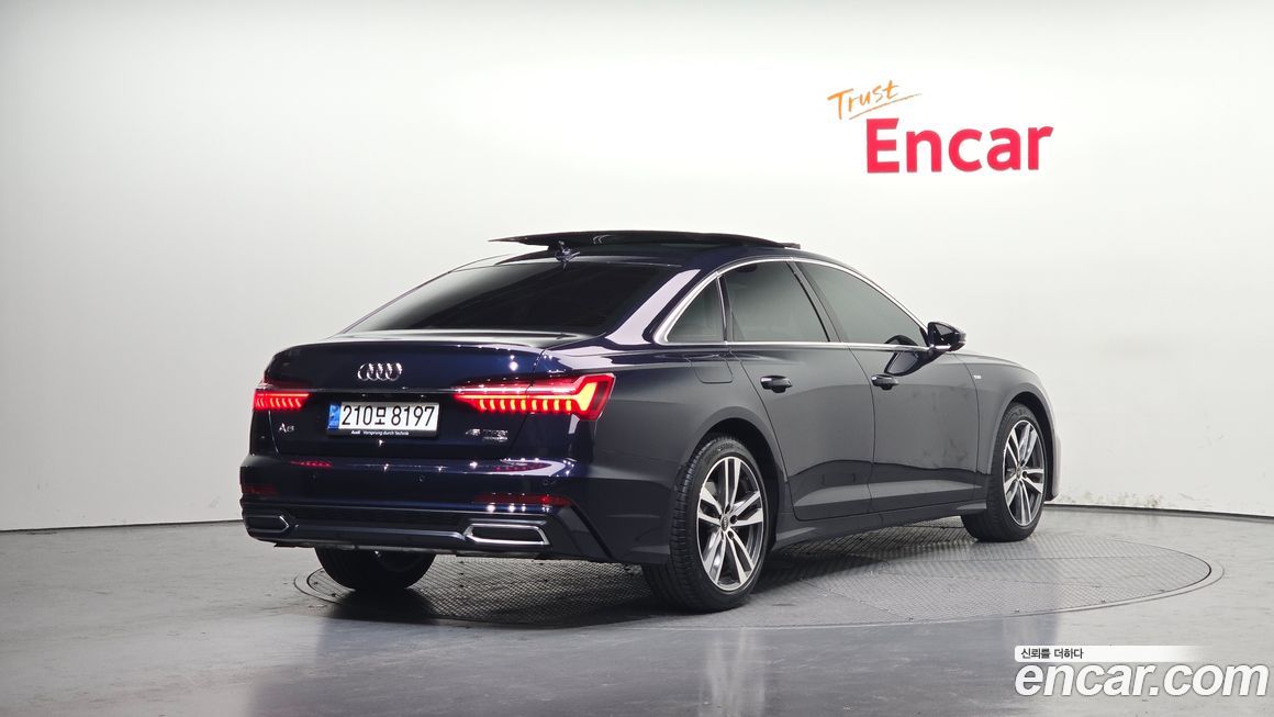 Audi A6 45 TFSI Quattro Premium, 2022