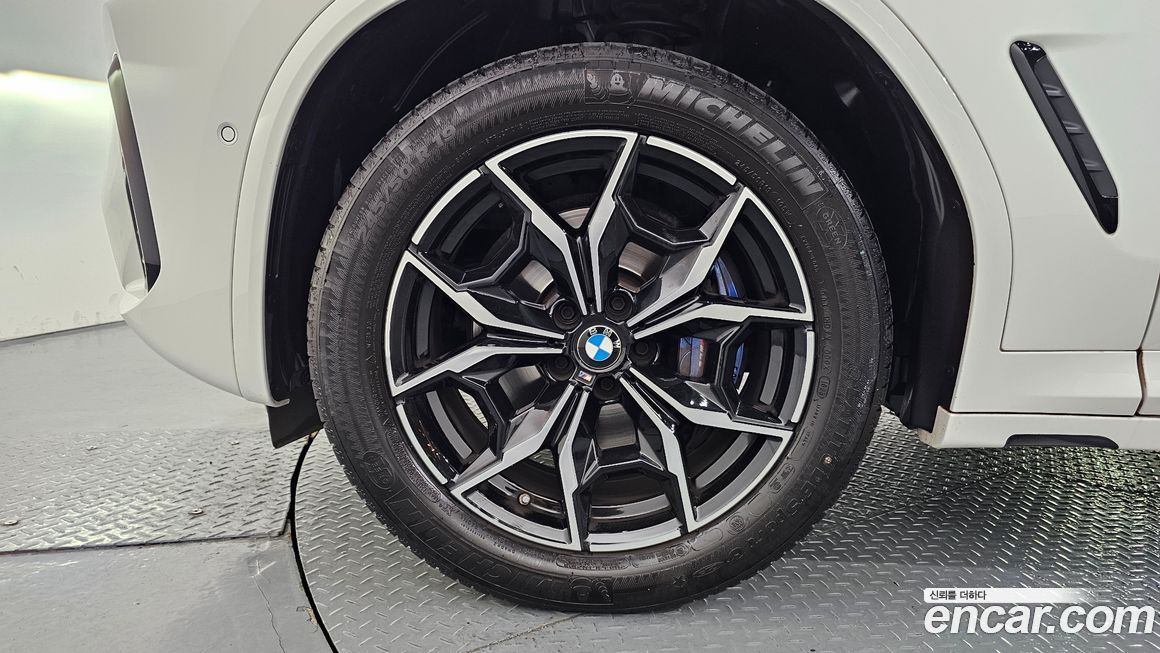 BMW X4 xDrive20i M Sport, 2023