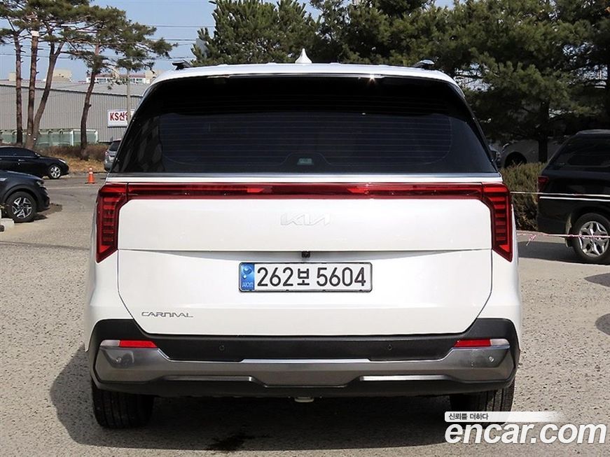 Kia Carnival 9-Seater Noblesse, 2025