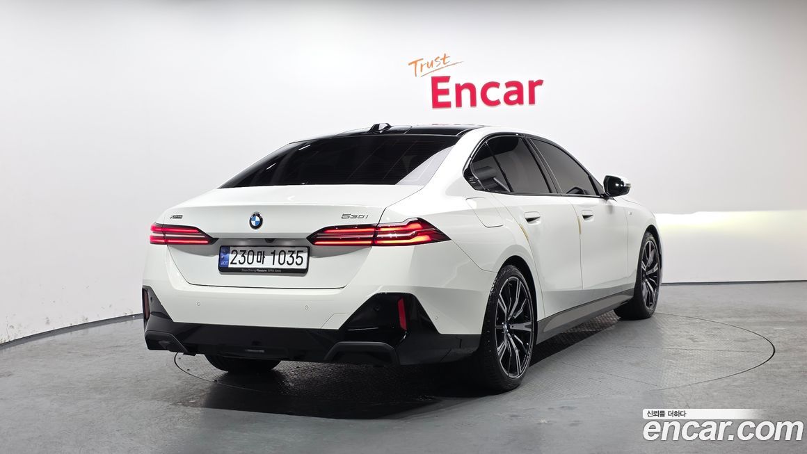 BMW 5-Series 530i xDrive M Sport, 2024