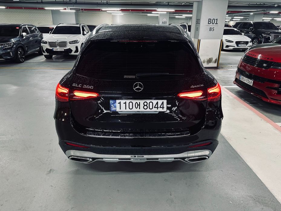 Mercedes-Benz GLC-Class GLC300 4MATIC AMG Line, 2023