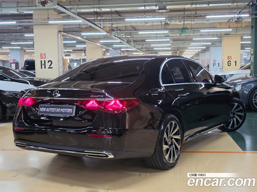 Mercedes-Benz E-Class E300 4MATIC AMG Line Premiere Special, 2024