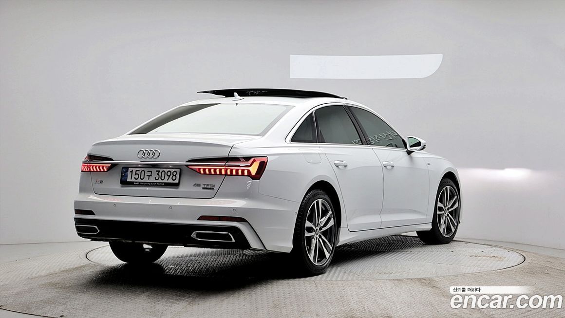 Audi A6 45 TFSI Quattro Premium, 2023