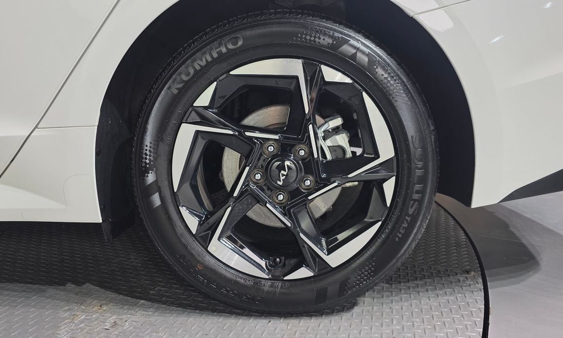Kia K5 2.0, 2025