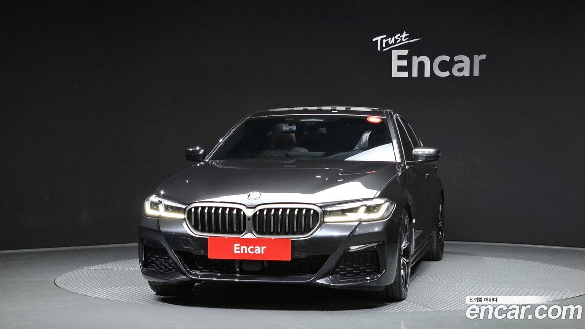 BMW 5-Series 530i M Sport Package, 2022