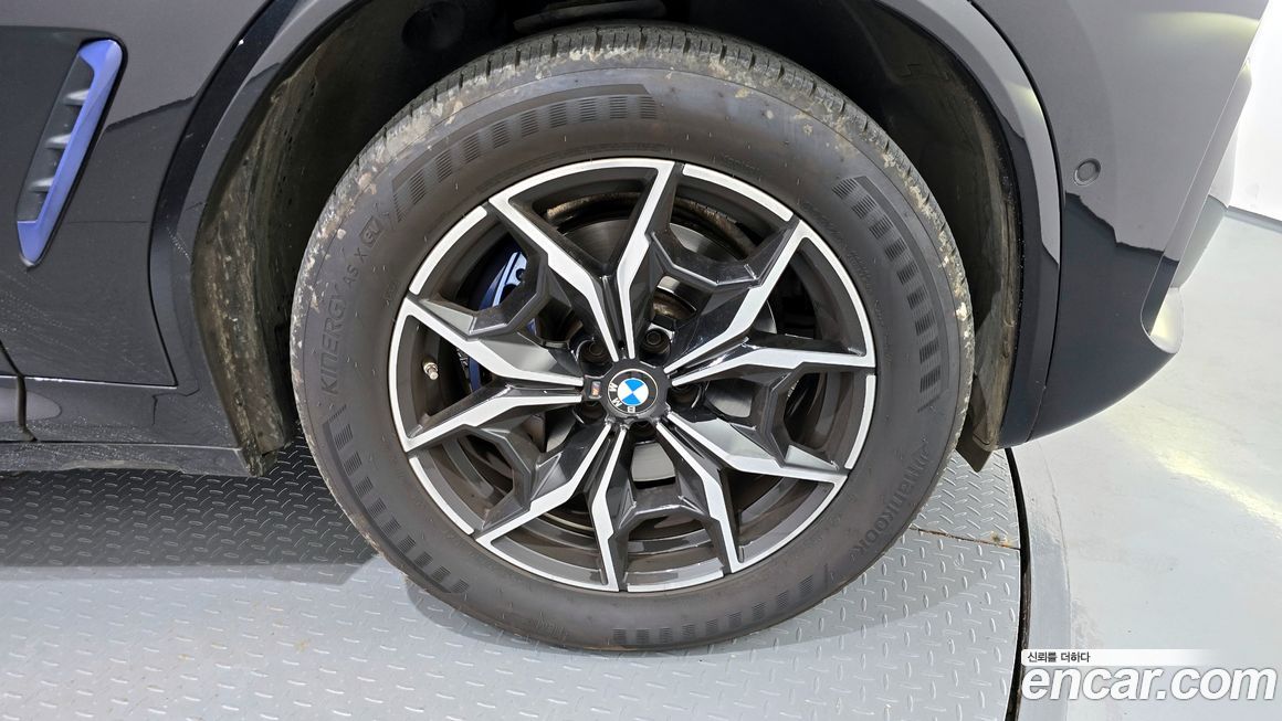 BMW X4 xDrive20i M Sport, 2022
