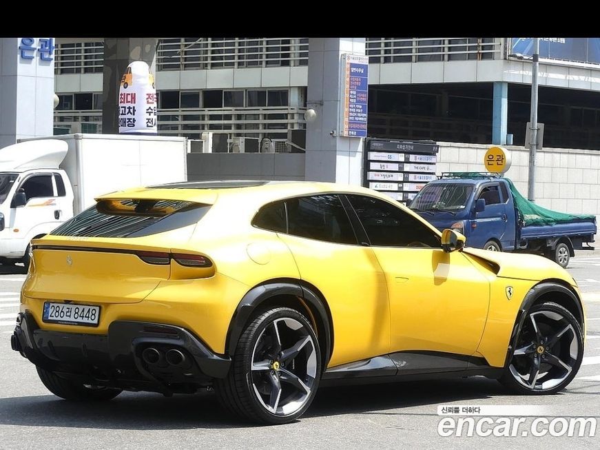 Ferrari Purosangue 6.5 V12, 2025