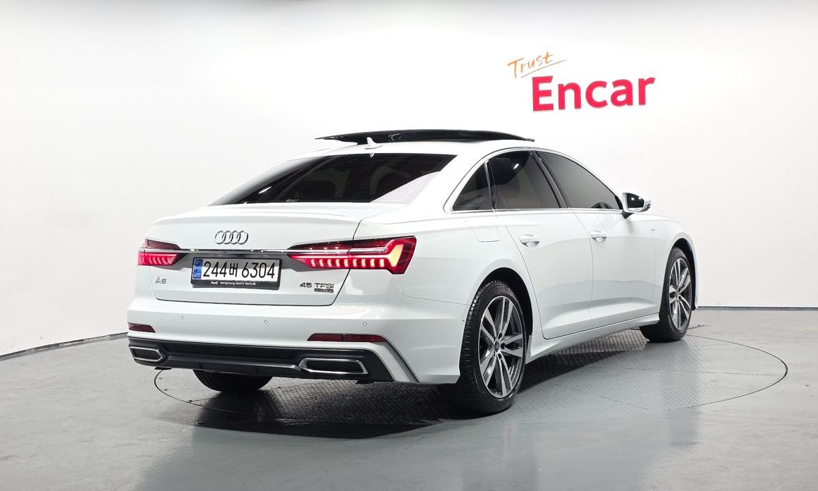 Audi A6 45 TFSI Quattro Premium, 2023