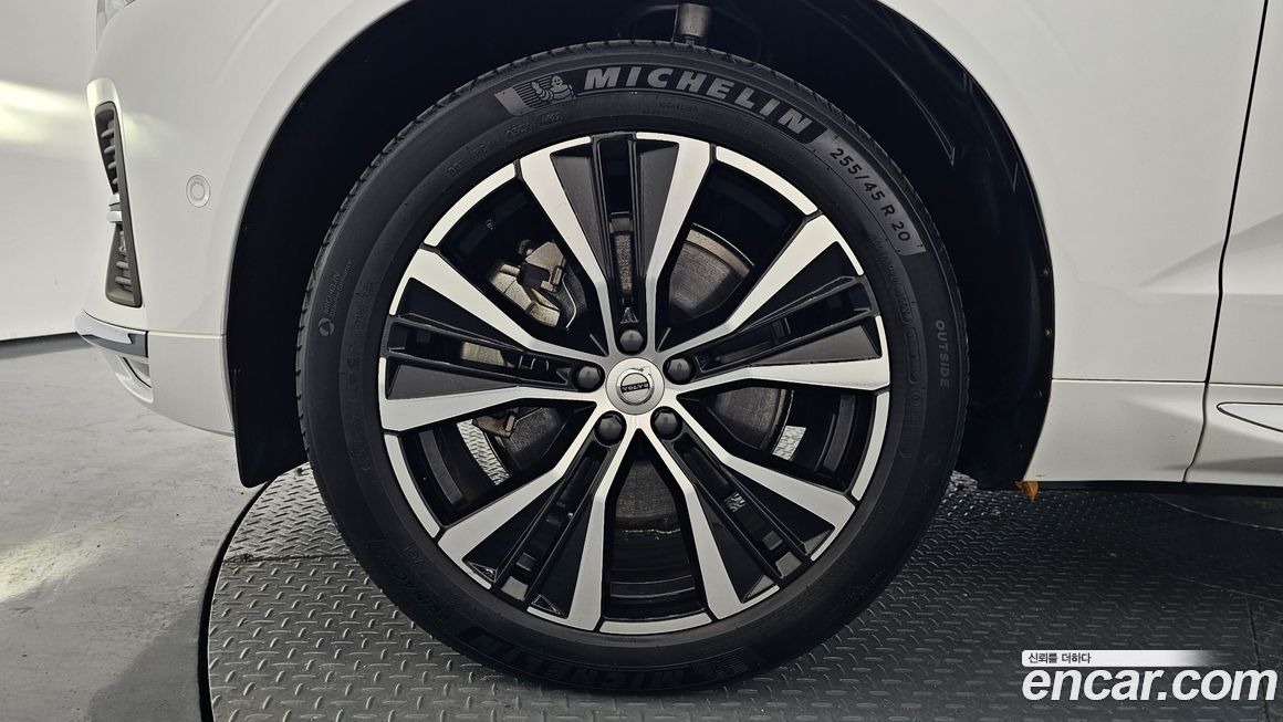 Volvo XC60 B6 Ultimate Bright, 2023